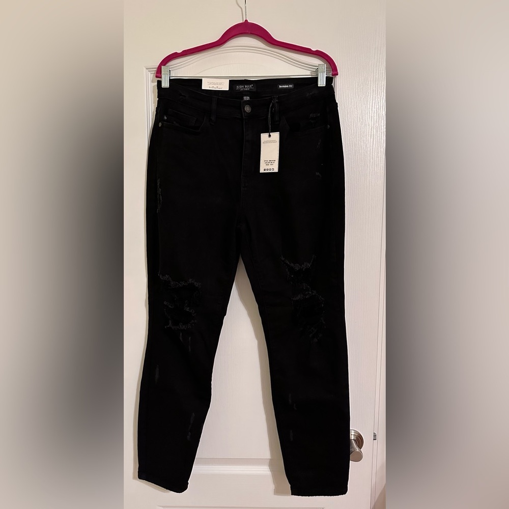 Judy Blue Black Distressed Boyfriend Jeans
